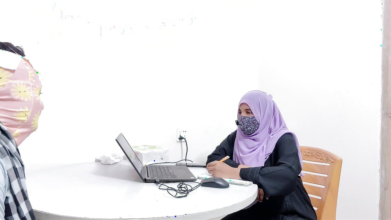 Hijabi Hot bank manager fuck by desi village Farmer Desi chudai xxx