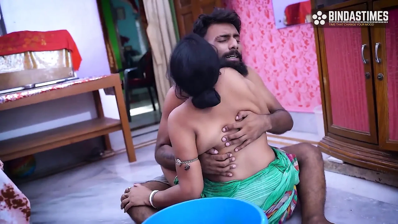 Desi babe fucked hard ( Hindi audio )