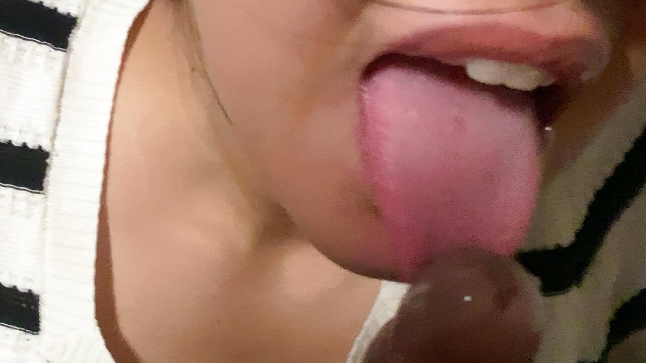 Amateur wife asks for water late at night