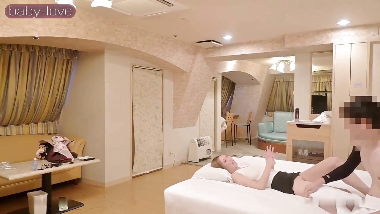 Uncensored Gal Esthetician: Dirty Service Drains Every Last Drop Then Creampie