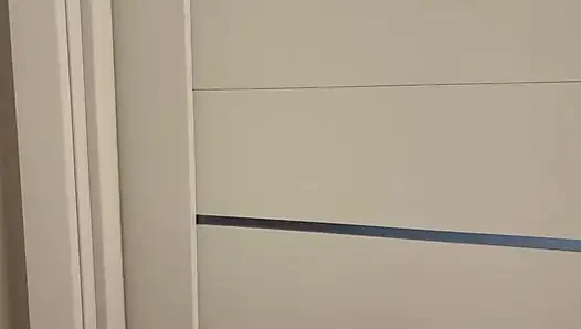 Zorba ve üvey anne üvey oğlunu küçük yarakla aşağılıyor