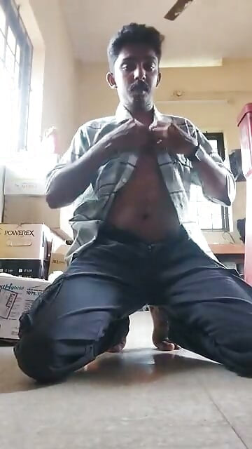 Headmaster Shithin Fag Kneeling at Workplace
