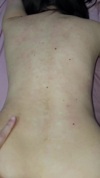 Bị bạn tôi đụ và tát!