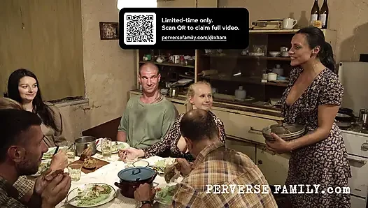 Edepsiz küçük kutsama (sapık aile)