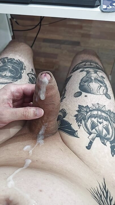 未割りの汚いチンコ