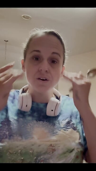 Hacks de café helado con tu chica Suzy Wylde