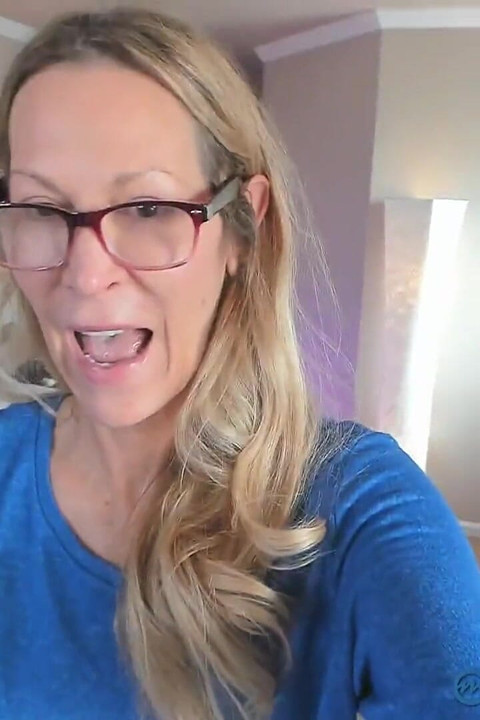 Pičke u dupetu i širenje prilagođeno