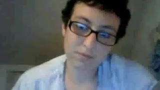 Short hair slut with glasses masturbate on cam