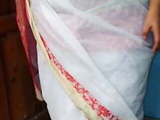 hot Pakistani chache pahane sari