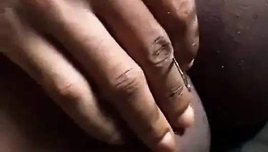 Seks anal dan memek adik tiriku di hari keseharian