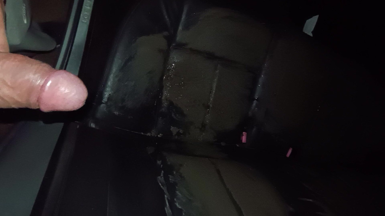 little piss on muddy bacseats in my car
