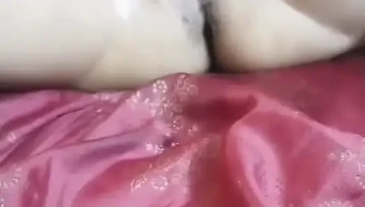 Açık göğüsler