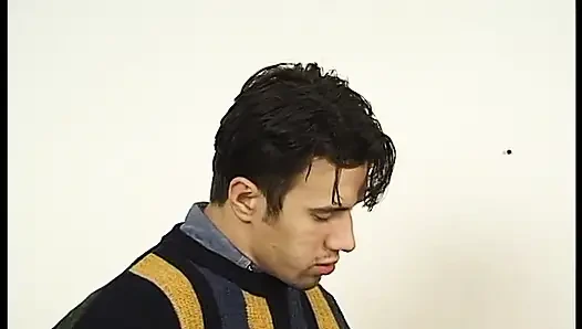 Грудастой брюнетке вылизали киску перед скачкой на хуе в винтажном видео