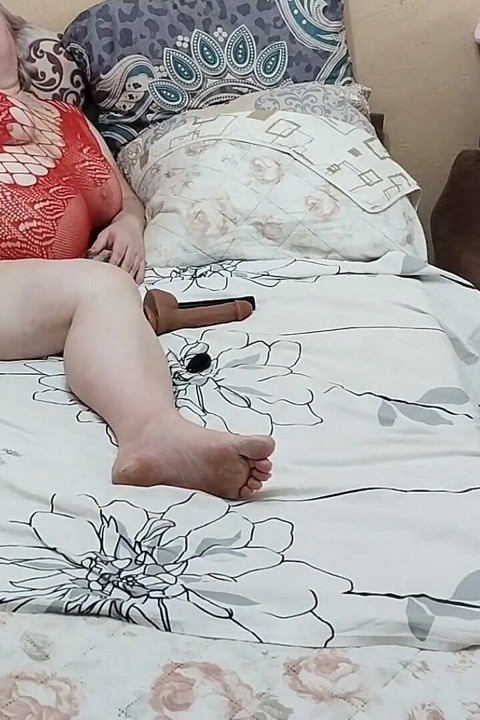 Rabuda buceta peluda esposa e brinquedos de masturbação