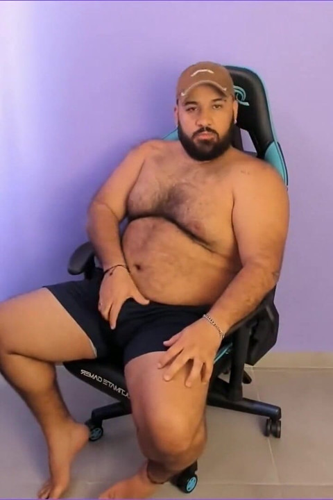 Bear Masturbating in the Studio