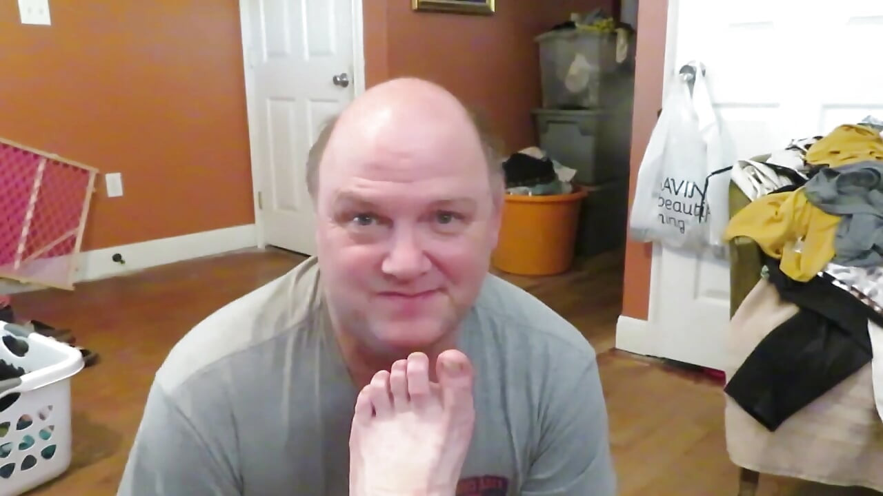 I make my slave smell my stinky rubber garden boots