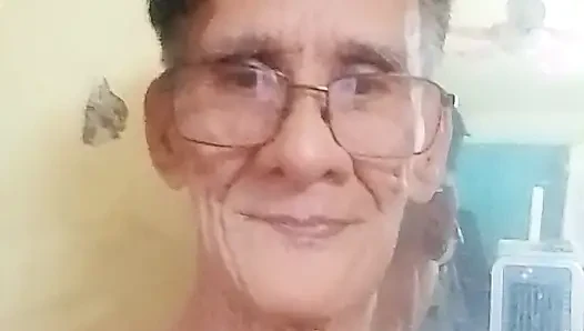 Fick meine ehefrau. Ich komme auf ihre muschi, und ich komme, und wird härter