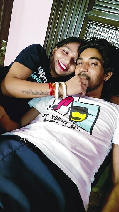 Friend provoked to have sex Hindi audio sex
