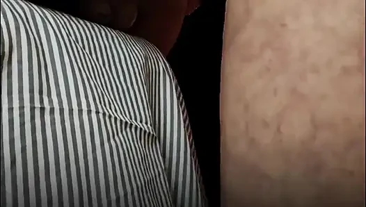 Onu götten sikiyorum. Strapon.