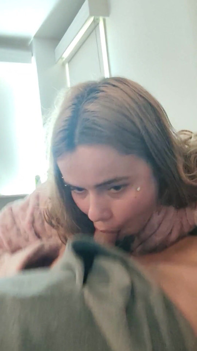 Bambi multitasking | Clip 1