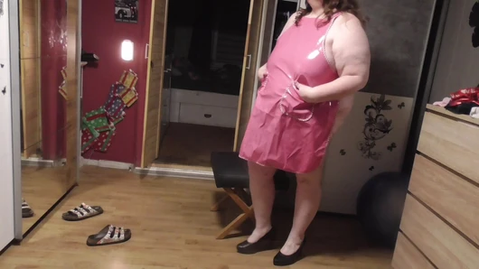 Rubber apron and what underneath would you like that