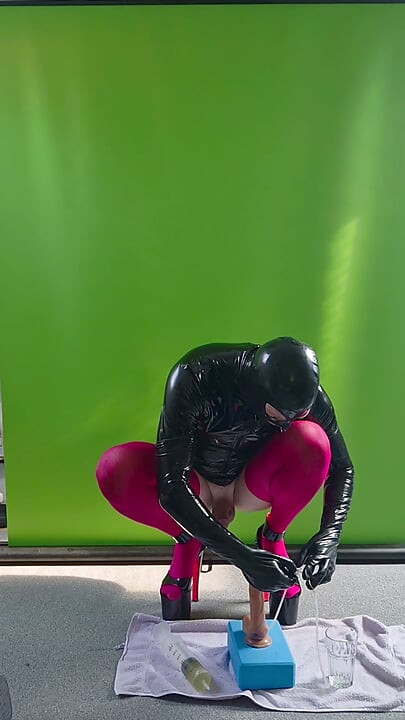 Spit & Piss Injection via Dildo Deepthroat in Fetish Gear