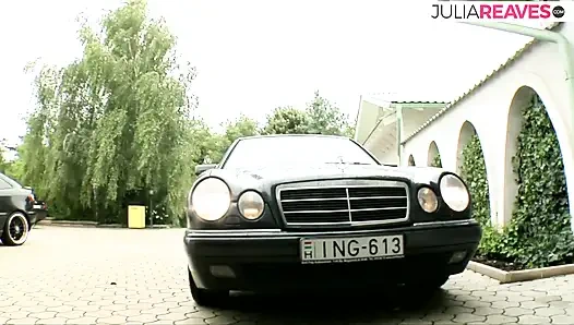 2 заключенные разрешают хорошенькой кричать, пока трах с аналом и пиздой