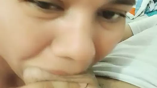 Blowjob harian yang lezat