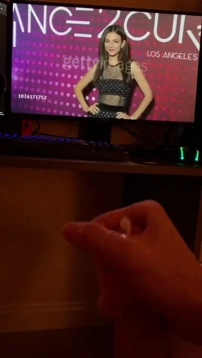 Victoria Justice - Cum Tribute #2