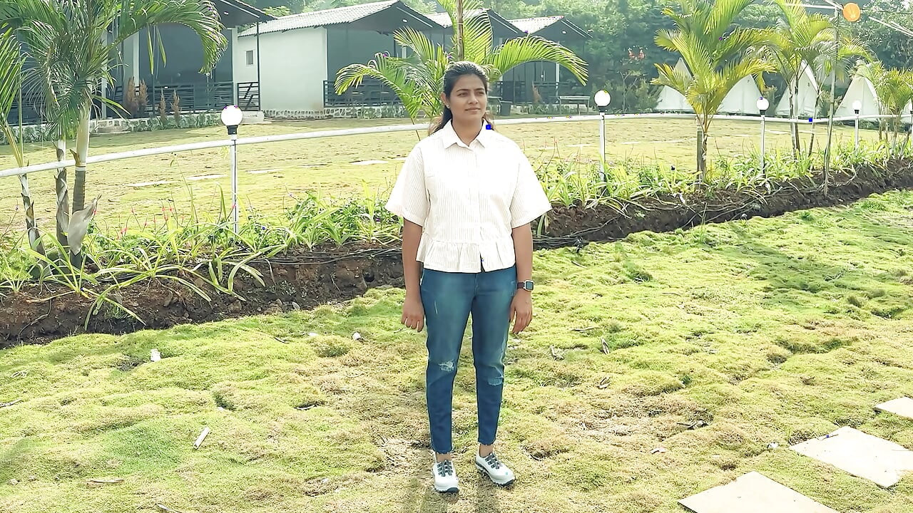 Komal ging mit ihrem ehemann in den urlaub und ging ins zimmer des nachbarn und bekam muschi