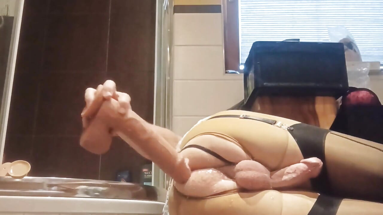 Sissygasm हैंड्सफ्री कमिंग फैट डिल्डो