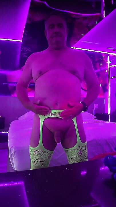 Neon Green izgleda dobro u Crnom svetlu