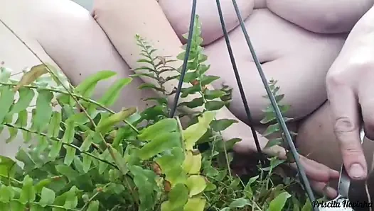 Üvey anne üvey oğlunun arkadaşı için bahçe eğitimi veriyor bölüm 01