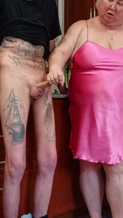 a friend in the kitchen sucks a dick, jerks it off and watches the sperm | Clip 1