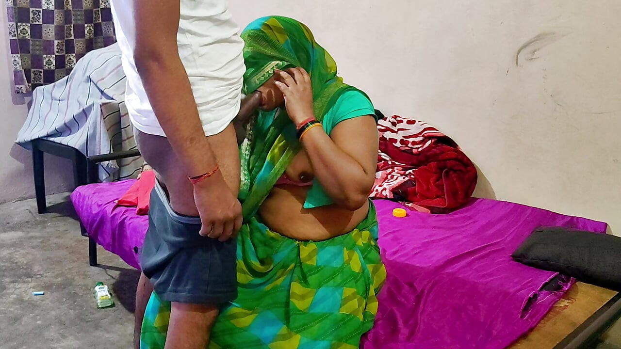 Desi gorący indyjski Bhabhi jebana w hindi audio