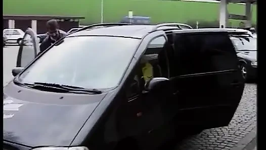 Almanya'dan bu amatör kızlar birbirlerini yalamak için burada