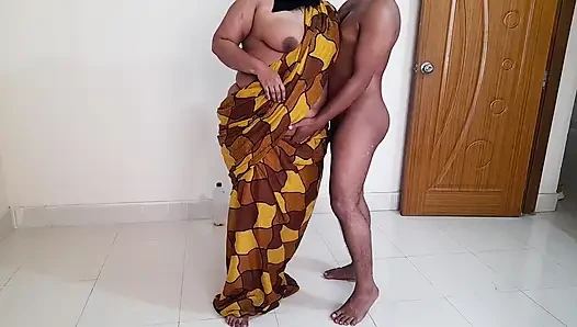 The son in law fucked the Gujarati sexy Stepmother in law when the wife was not at home