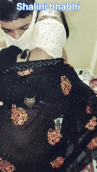 Shalini bhabhi ko jamkar choda bhabhi rone lgi