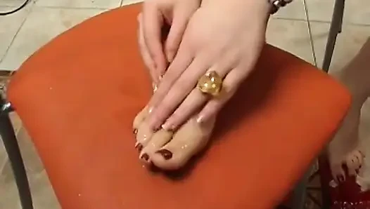Emo Girl in the Kitchen Masturbating