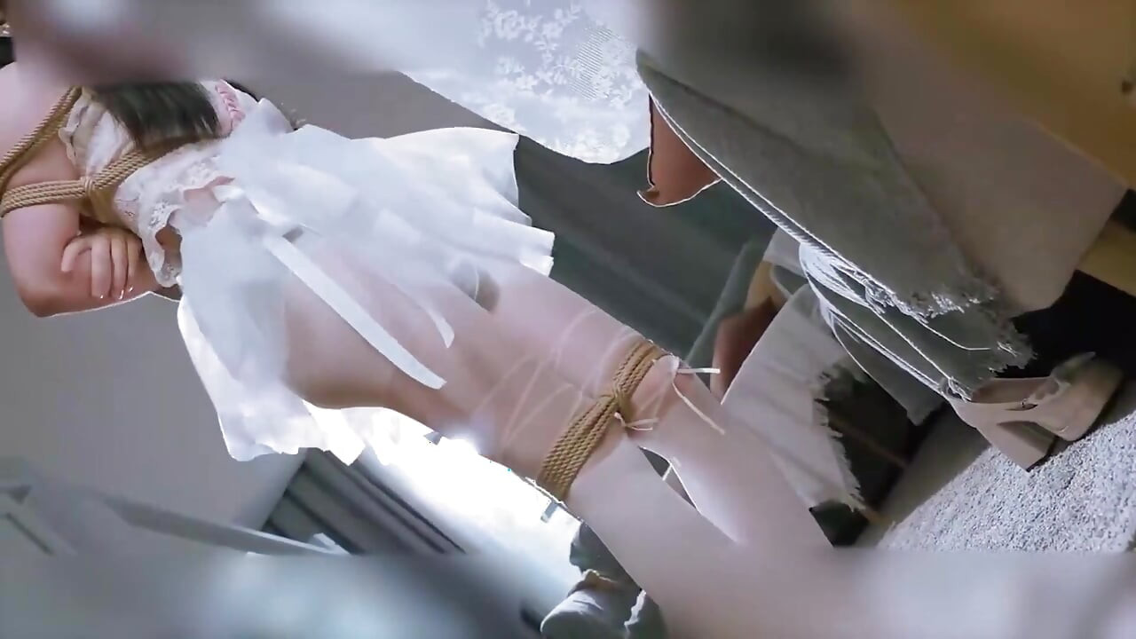 Ms19-a Girl in a Wedding Dress Was Disciplined by Vibrator