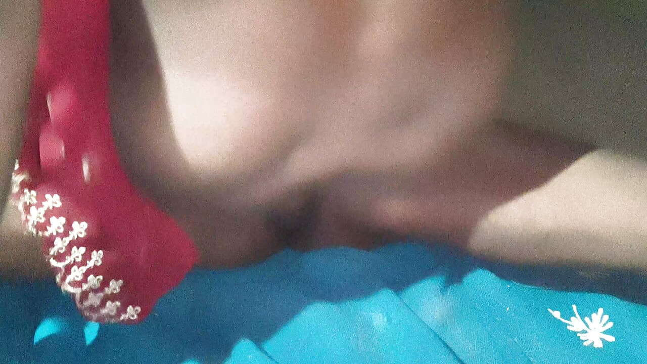 Indian desi stepsister's pussy fucking in Hindi audio