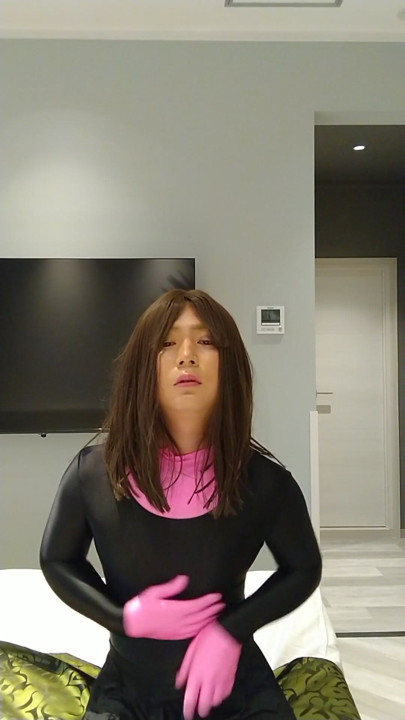 Japanese zentai masturbate crossdresses | Clip 1