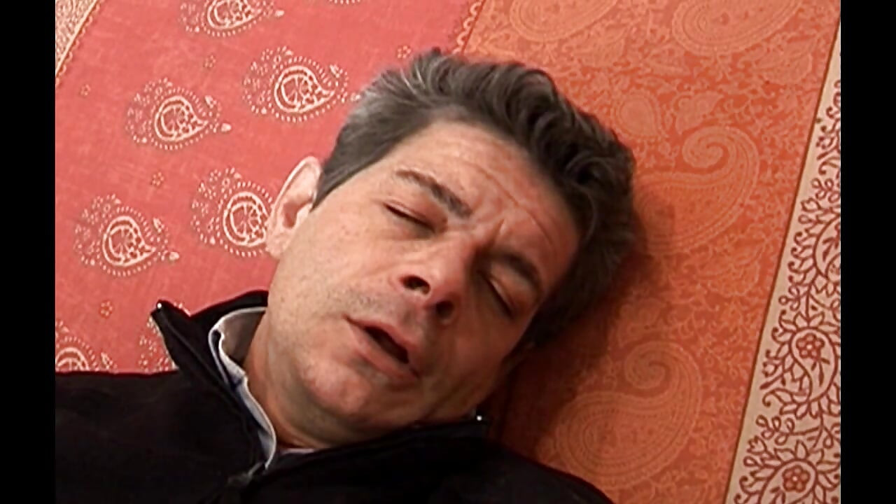 Slutty Teen Seduces Her Dirty Stepdad