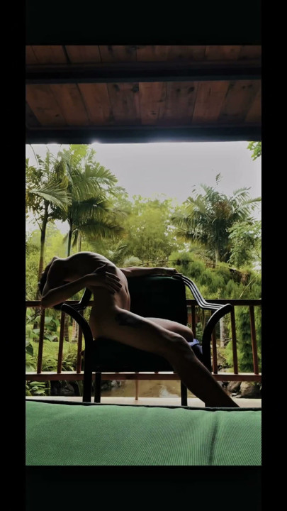 Female boy. Sensual and photogenic | Clip 1