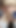 Femboy in strümpfen flirtet mit einem typen