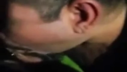 Asılı sözlü beyaz facefucks latino