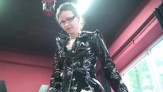 Studio Tuhafr - Gamma Slaves