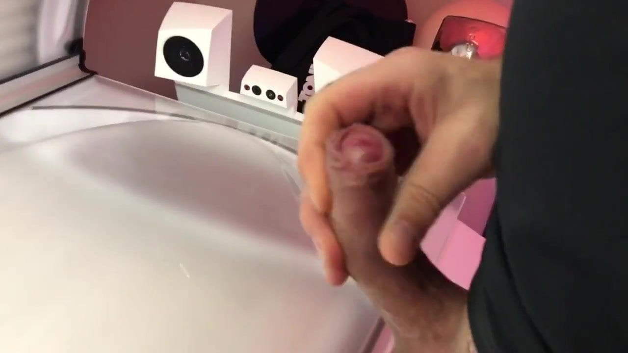 Cumshot auf Solarium