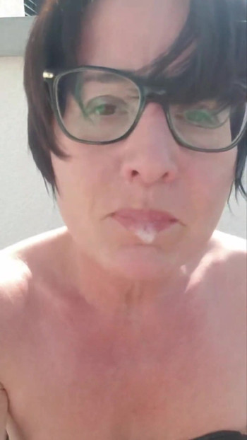 Epický okamžik z "Milf Julie nahá s robertkem"