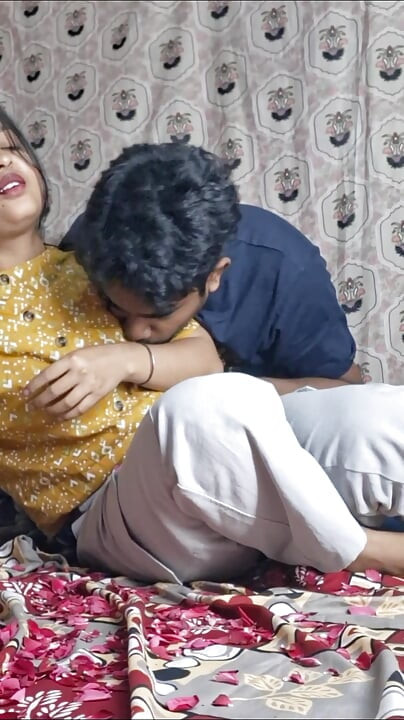 Seks ulang tahun pertama india